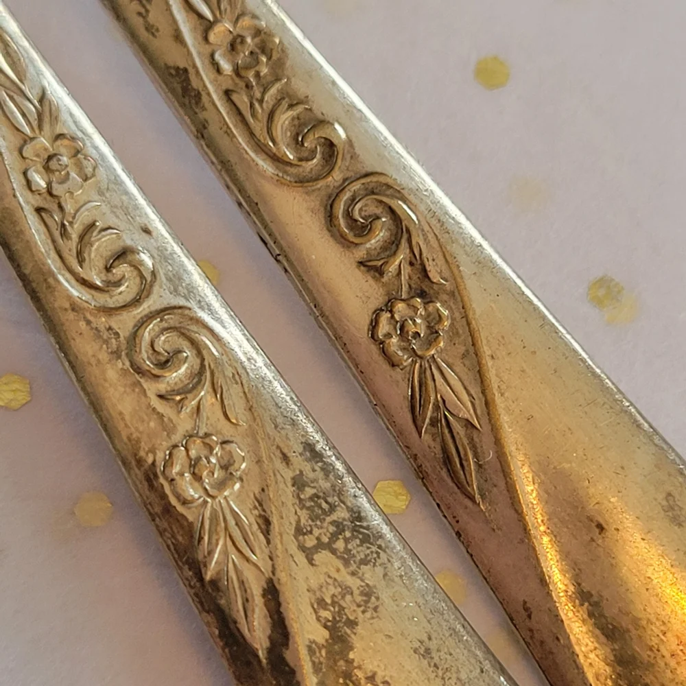 Vintage Silverplate Flatware Bundle 5 Forks 2 Long Spoons 1 Spreader